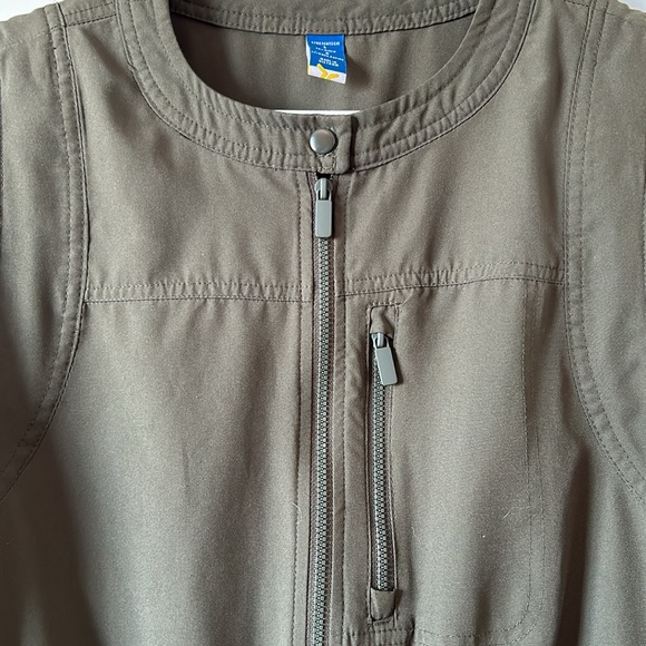 Stretchtech army green romper - Picture 4 of 7